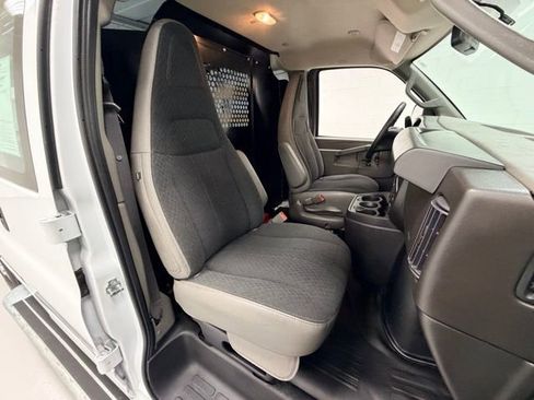 Certified 2024 GMC Savana 2500 Work Van 3D Cargo Van w/ Driver Convenience Package image 24