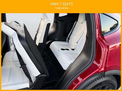 Used 2023 Tesla Model X image 2