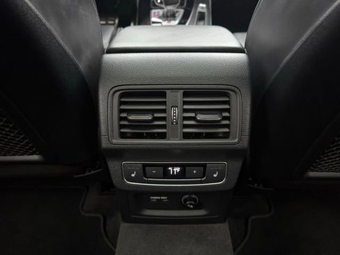 Used 2023 Audi SQ5 Prestige image 42