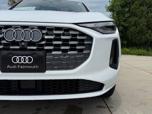 New 2026 Audi Q5 Premium AWD/4WD image 4