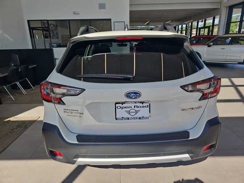 Used 2023 Subaru Outback Limited AWD/4WD image 6