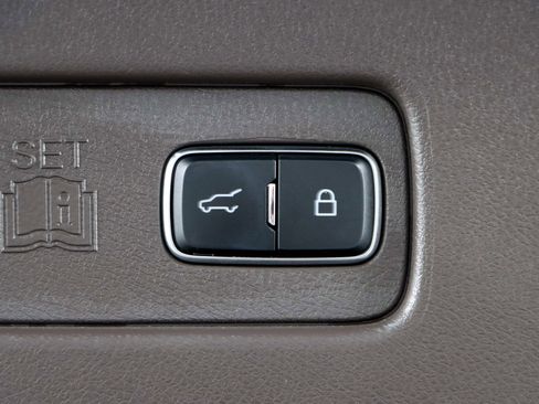 Used 2020 Lincoln Aviator Reserve w/ Equipment Group 202A image 33