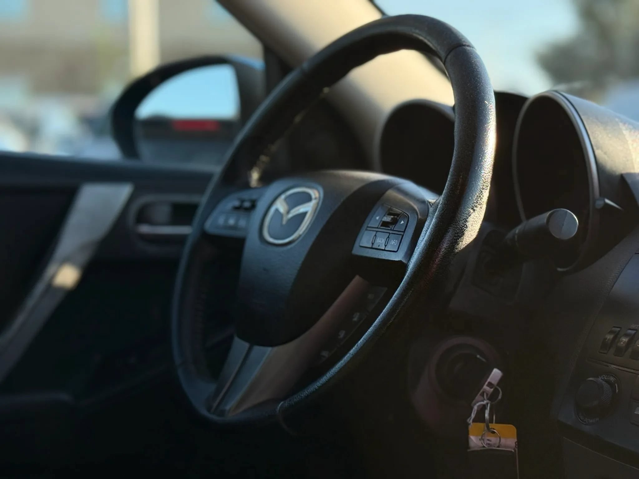 Used 2010 MAZDA MAZDA3 s Sport FWD image 32