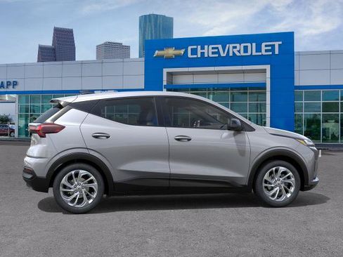 New 2027 Chevrolet Bolt LT w/ Comfort Package FWD image 29