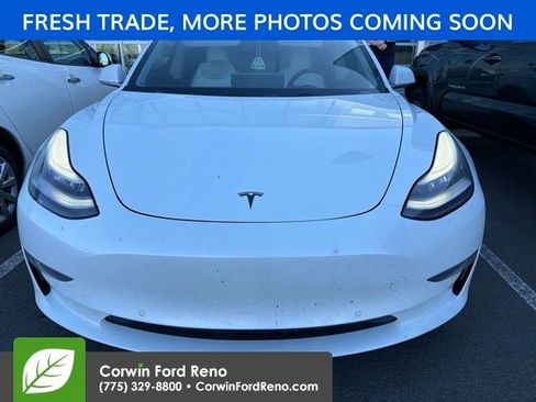 Used 2019 Tesla Model 3 Performance AWD/4WD image 2