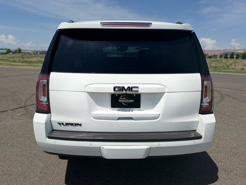 Used 2016 GMC Yukon SLT w/ Open Road Package AWD/4WD image 9