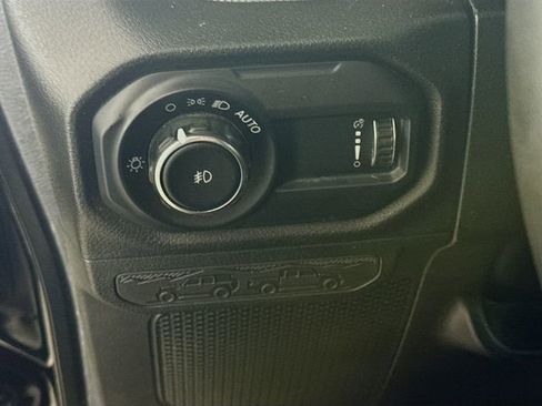 Used 2024 Jeep Wrangler Sport S image 10