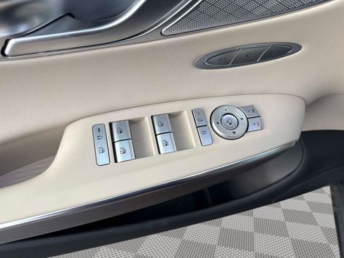 New 2026 Genesis GV70 2.5T Select AWD/4WD image 19