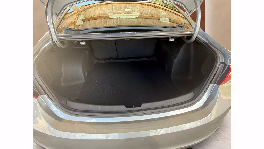 Used 2023 Chevrolet Malibu LS FWD image 15