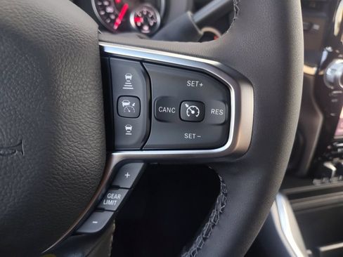 New 2026 RAM 2500 Big Horn AWD/4WD image 20