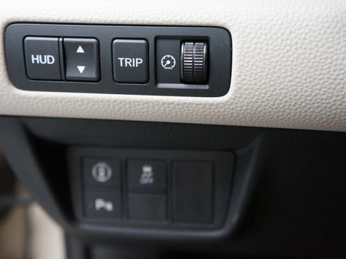 Used 2018 Honda Accord Touring image 24