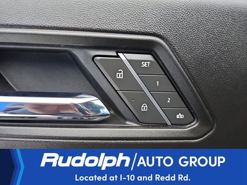 Used 2025 Chevrolet Colorado ZR2 w/ Off-Road Front Bumper Package AWD/4WD image 14