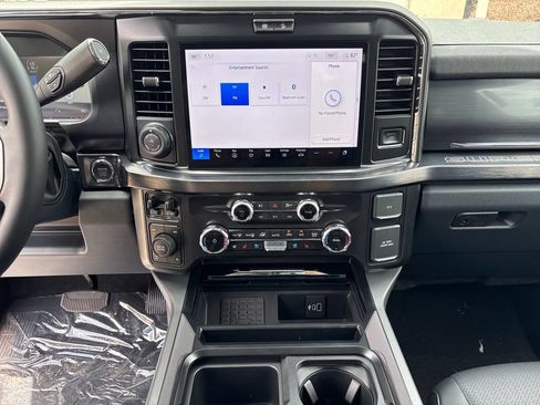 New 2026 Ford F250 Lariat w/ Lariat Premium Package AWD/4WD image 28