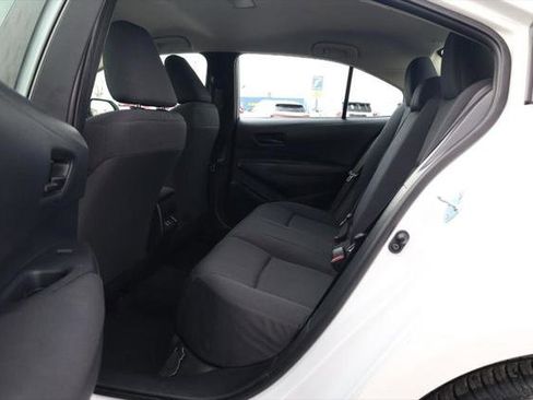 Certified 2025 Toyota Corolla LE image 18