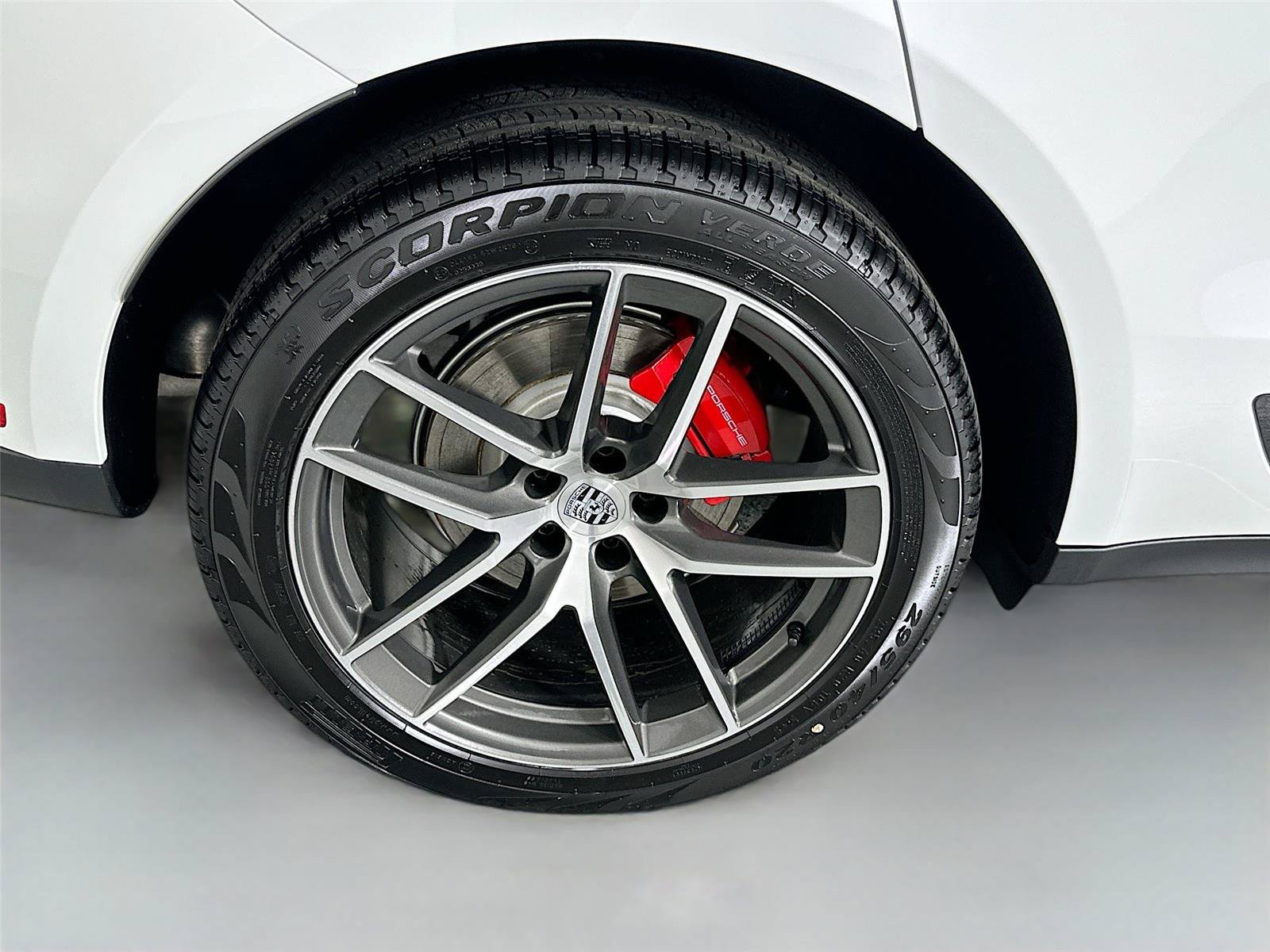 Used 2026 Porsche Macan Turbo Electric AWD/4WD image 13