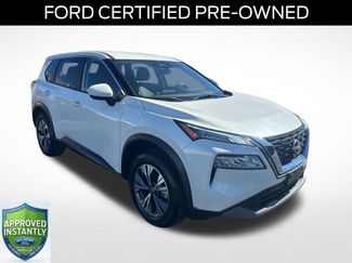 Used 2023 Nissan Rogue SV video 1