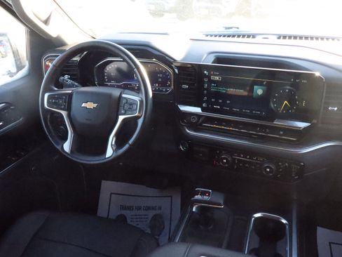 Used 2022 Chevrolet Silverado 1500 LTZ w/ LTZ Convenience Package II image 10