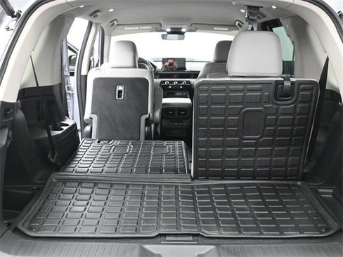 Used 2023 Honda Pilot EX-L image 39