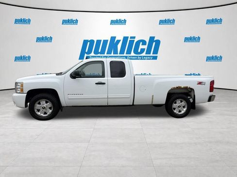 Used 2011 Chevrolet Silverado 1500 LT w/ All-Star Edition AWD/4WD image 4