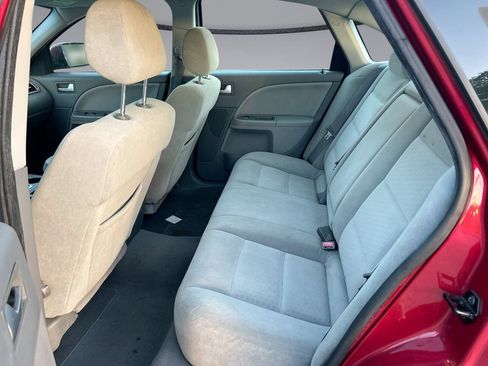 Used 2006 Ford Five Hundred SE FWD image 25