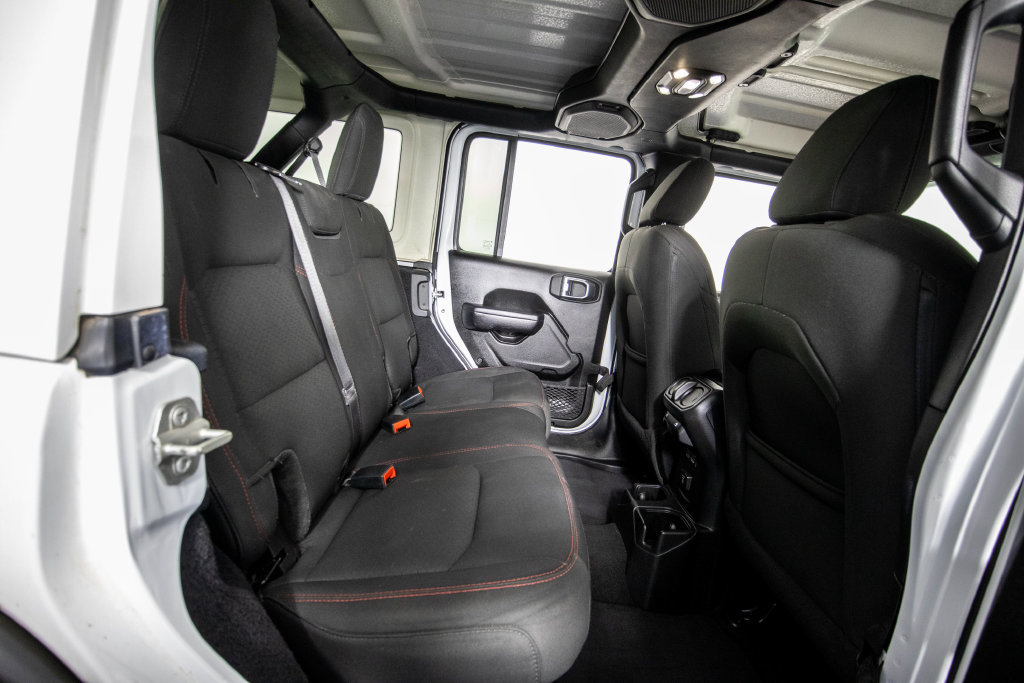 Used 2023 Jeep Wrangler Unlimited Rubicon AWD/4WD image 13