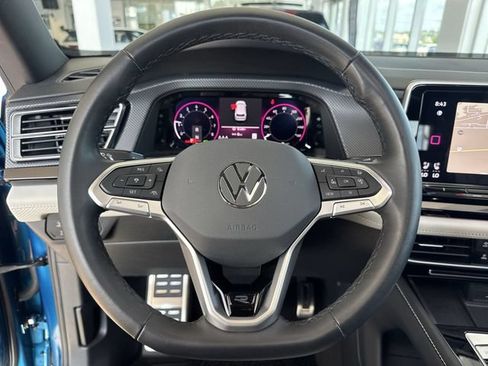 Used 2024 Volkswagen Atlas Cross Sport SEL Premium R-Line AWD/4WD image 17