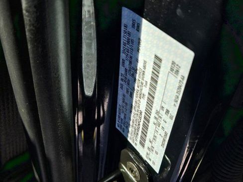 Certified 2022 Ford F150 XLT w/ Equipment Group 302A High image 36