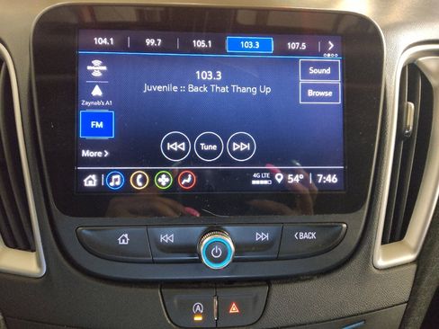 Used 2022 Chevrolet Malibu LT image 25