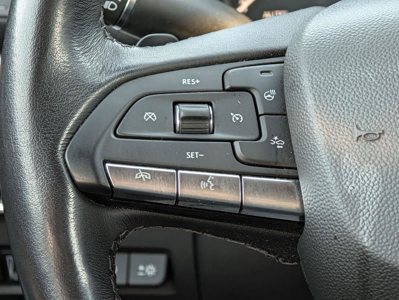 Used 2020 Cadillac XT4 Premium Luxury AWD/4WD image 14