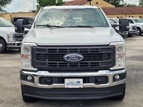 New 2026 Ford F350 XL AWD/4WD image 2