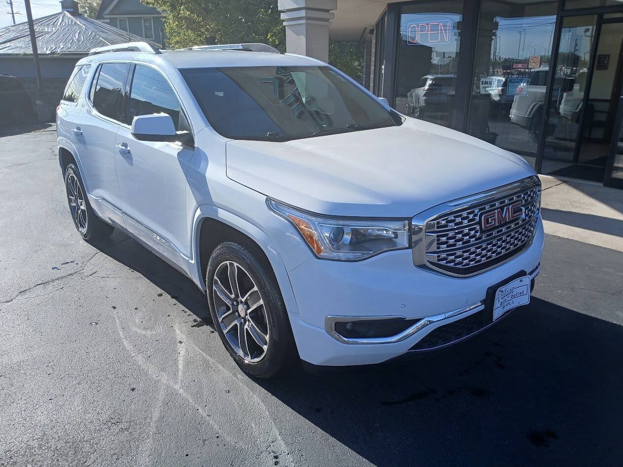 Used 2019 GMC Acadia Denali AWD/4WD image 9