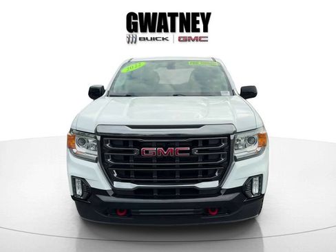 Used 2022 GMC Canyon AT4 w/ Trailering Package AWD/4WD image 2