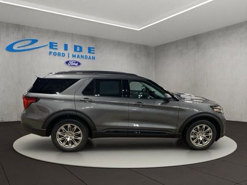 New 2026 Ford Explorer Active w/ Active Comfort Package image 4
