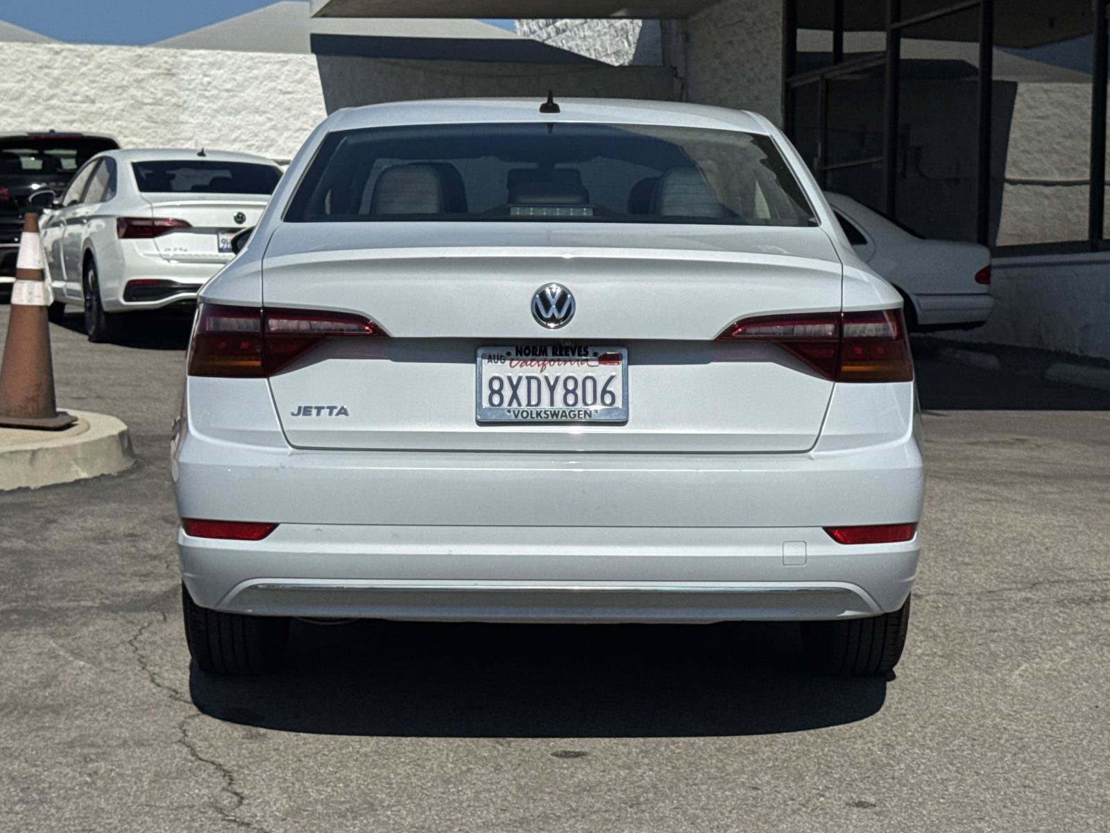 Used 2019 Volkswagen Jetta SE FWD image 4