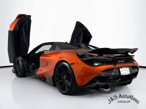 Used 2021 McLaren 720S Performance RWD image 5