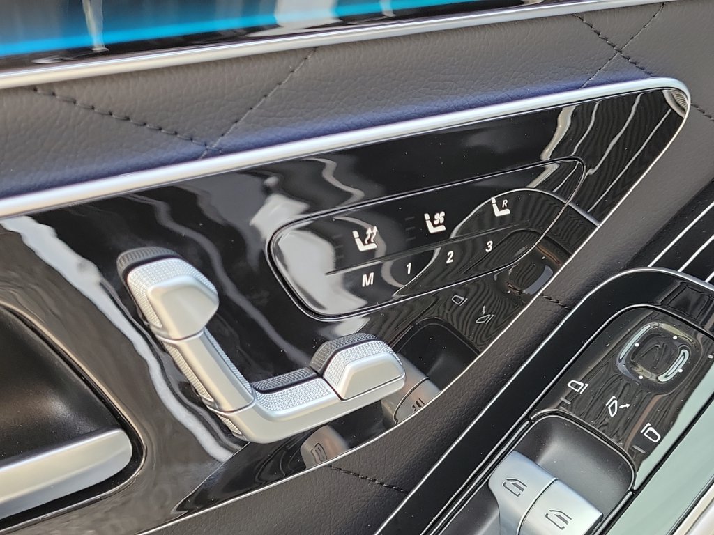 Used 2026 Mercedes-Benz S 500 4MATIC image 26