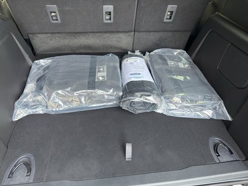 New 2025 Ford Bronco Badlands image 15