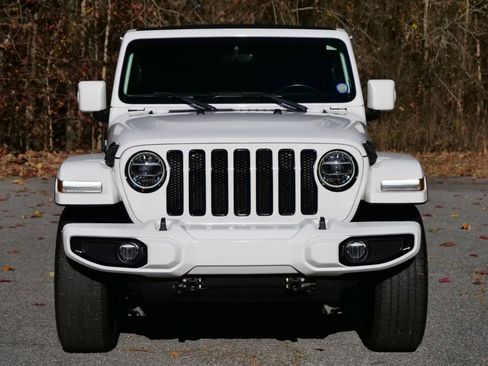 Used 2021 Jeep Wrangler Unlimited Sahara image 5