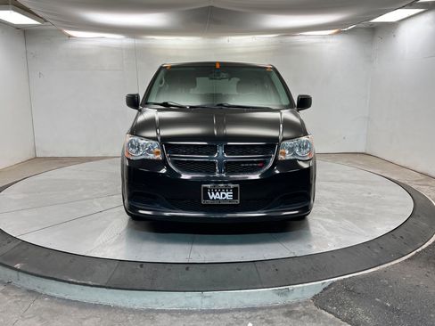 Used 2014 Dodge Grand Caravan American Value Package w/ UConnect Hands-Free Group image 8