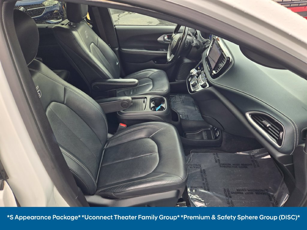 Used 2021 Chrysler Pacifica Touring-L w/ Uconnect Theater Family Group FWD image 11