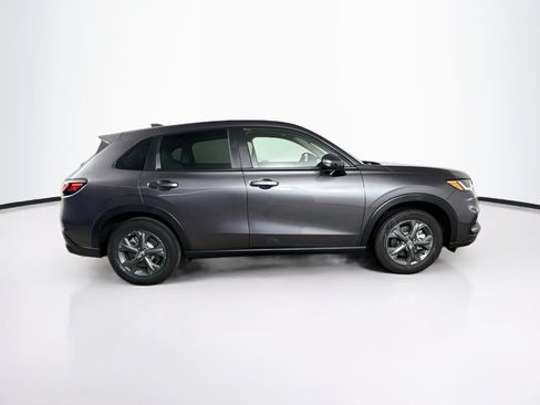 Certified 2026 Honda HR-V LX image 2