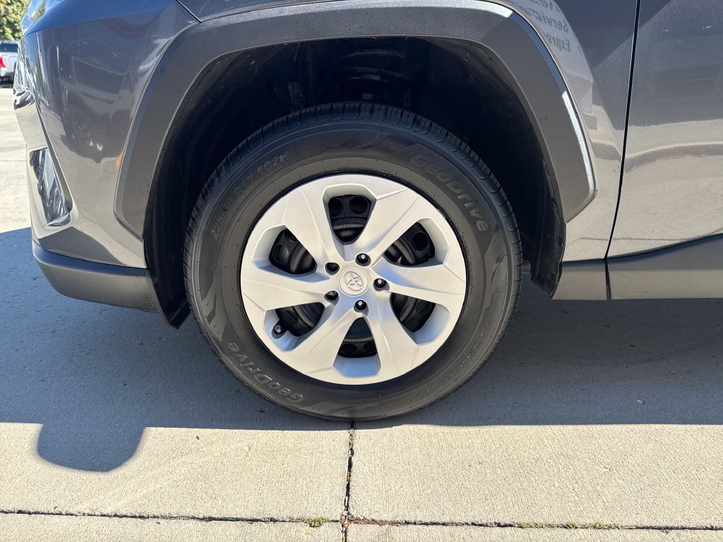 Certified 2025 Toyota RAV4 LE AWD/4WD image 26