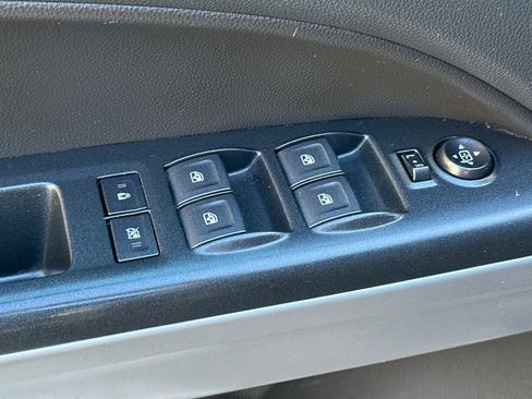 Certified 2022 Chevrolet Colorado LT image 12