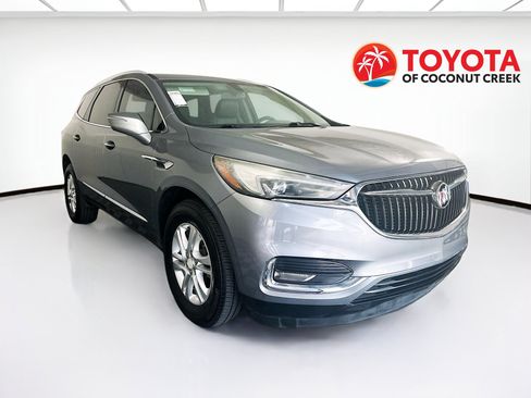 Used 2018 Buick Enclave Essence FWD image 1