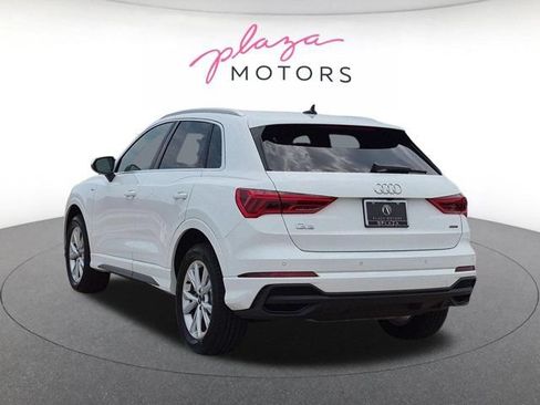Certified 2025 Audi Q3 2.0T Premium w/ Convenience Package AWD/4WD image 7
