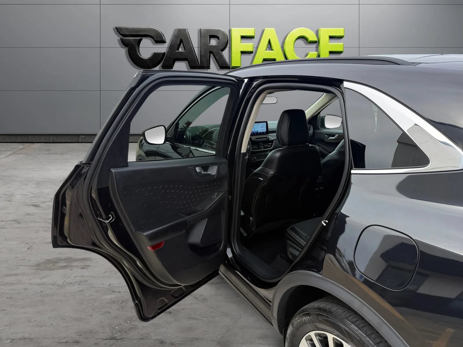 Used 2020 Ford Escape Titanium AWD/4WD image 18