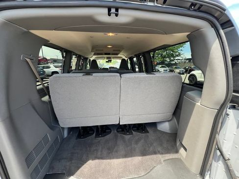 Used 2025 Chevrolet Express 2500 LT w/ LT Preferred Equipment Group RWD image 22