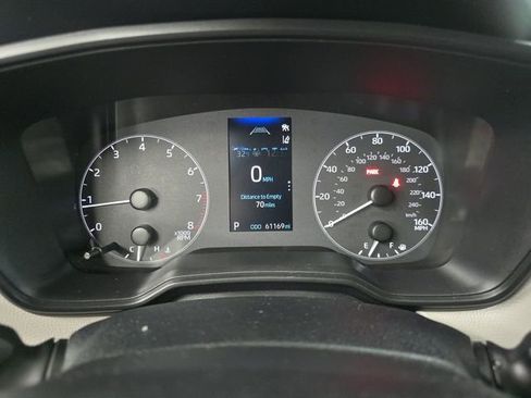 Used 2023 Toyota Corolla Cross LE image 13