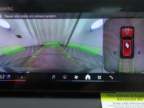 Certified 2025 BMW X3 xDrive30i w/ Premium Package image 17