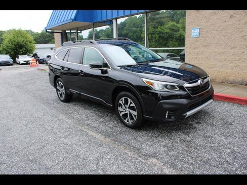 Used 2022 Subaru Outback Limited AWD/4WD image 1